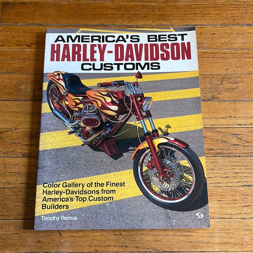 Americas best Harley Davidson customs book
